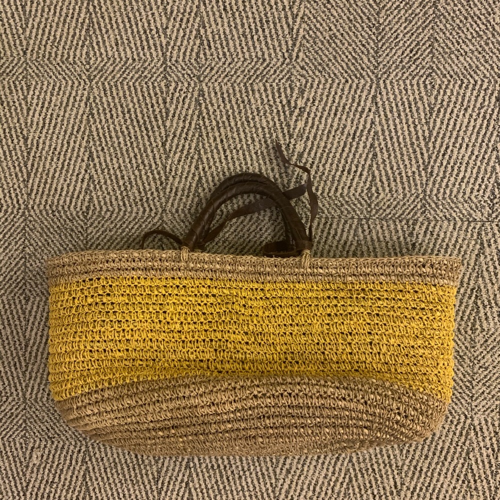 Woven beach bag